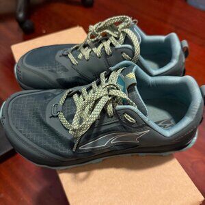 Altra Lone Peak 5 Women's Size 9W
